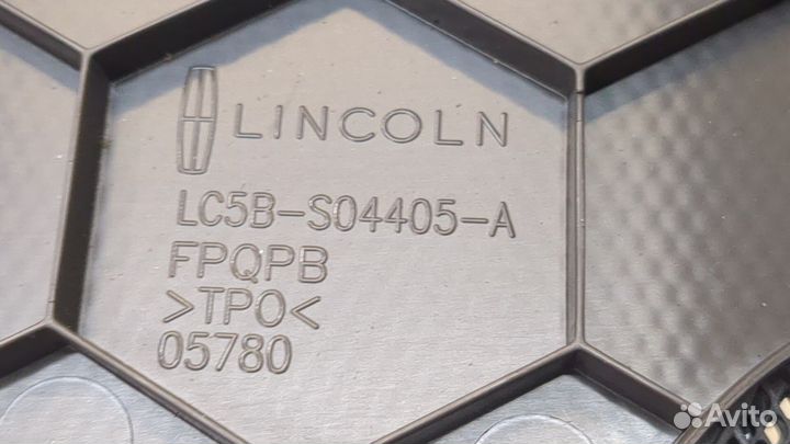 Обшивка салона Lincoln Aviator 2019, 2023