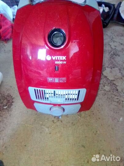 Робот пылесос Scarlett