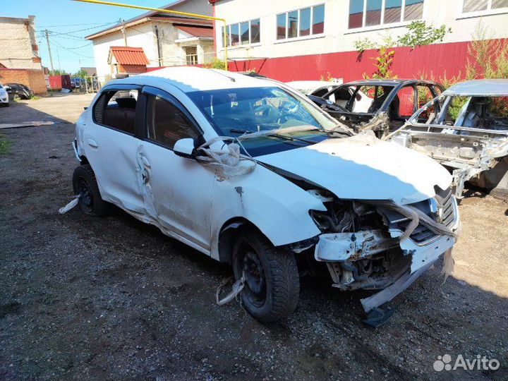 Кузов на запчасти Renault Logan