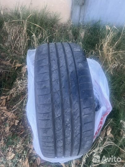 Habilead HF330 230/40 R18 20E