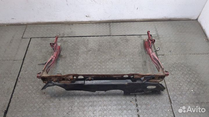 Балка под радиатор Toyota Verso, 2011