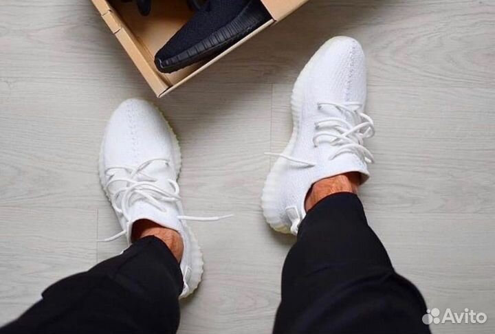 Adidas Yeezy Boost 350 v2 Triple White(оригинал)