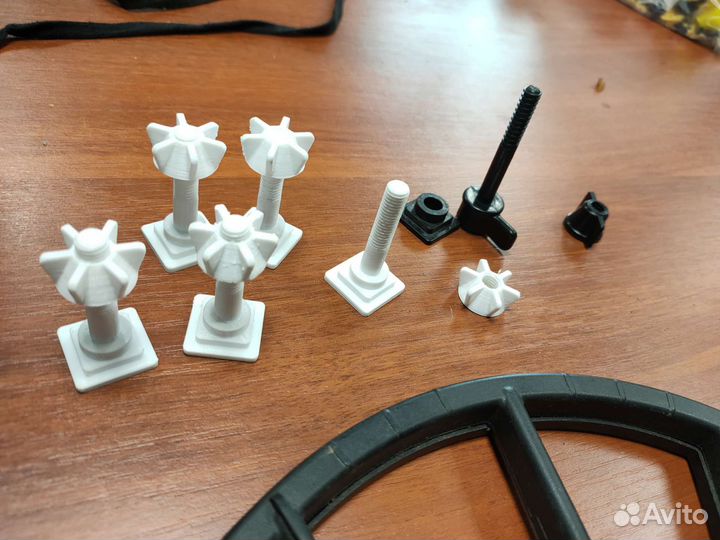 Винт катушки металлоискателя nokta makro simplex+