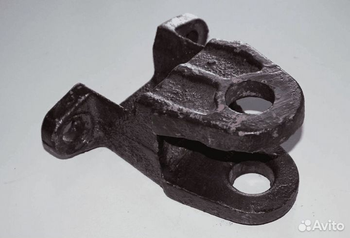 Переднее буксирующее устройство на мтз