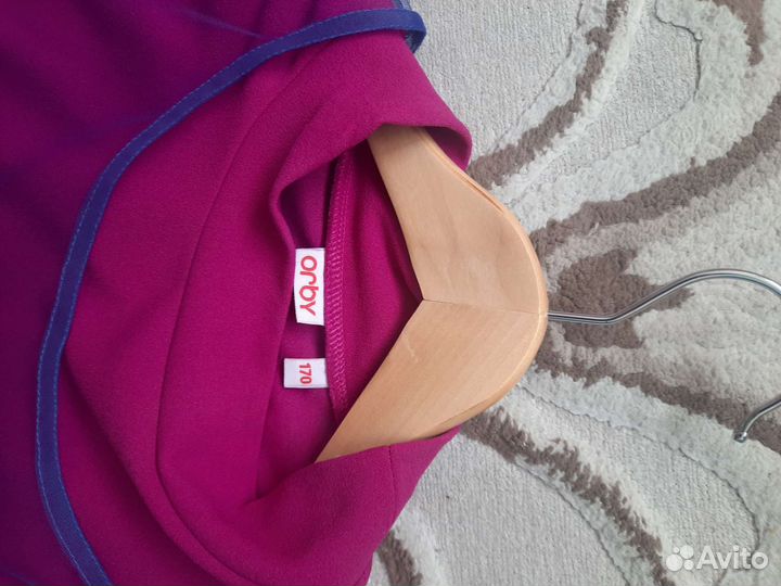 Платье для девочки новое