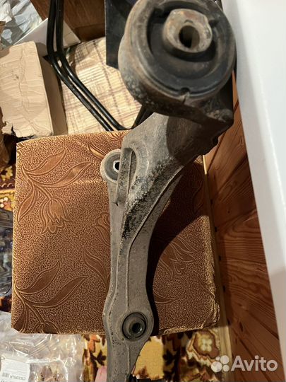 Рычаги передние