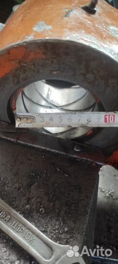 Гидроцилиндр ковша экскаватора hitachi