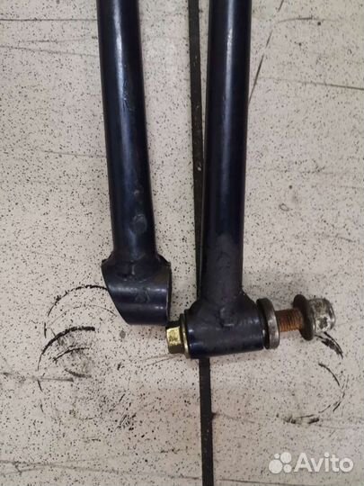 Рычаг верхний Arctic cat tz1