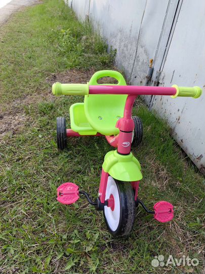 Трехколесный велосипед