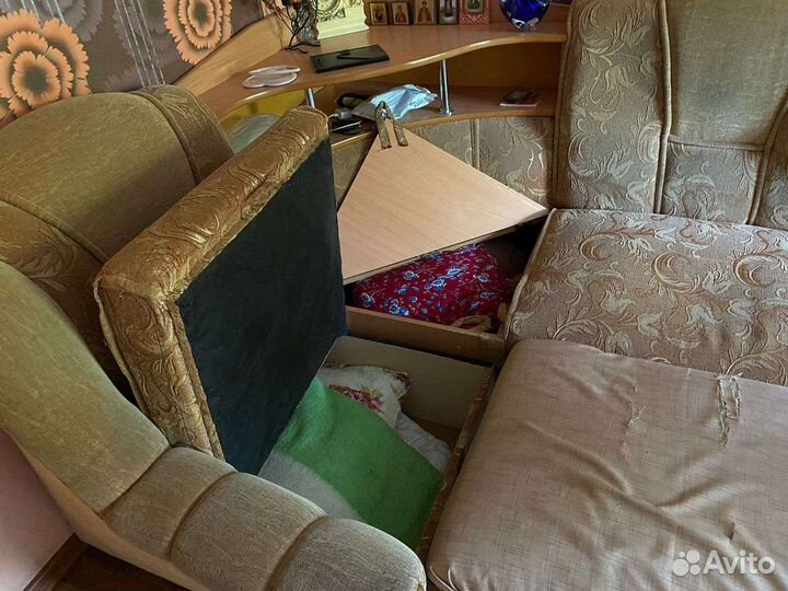 Угловой диван