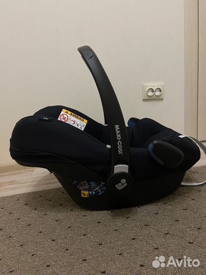 Автолюлька maxi cosi с базой isofix