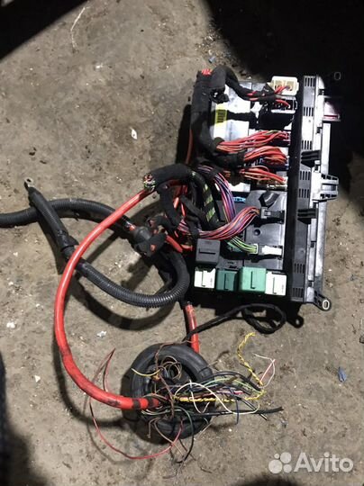 Блок предохранителей Bmw x5 e53 m54b30