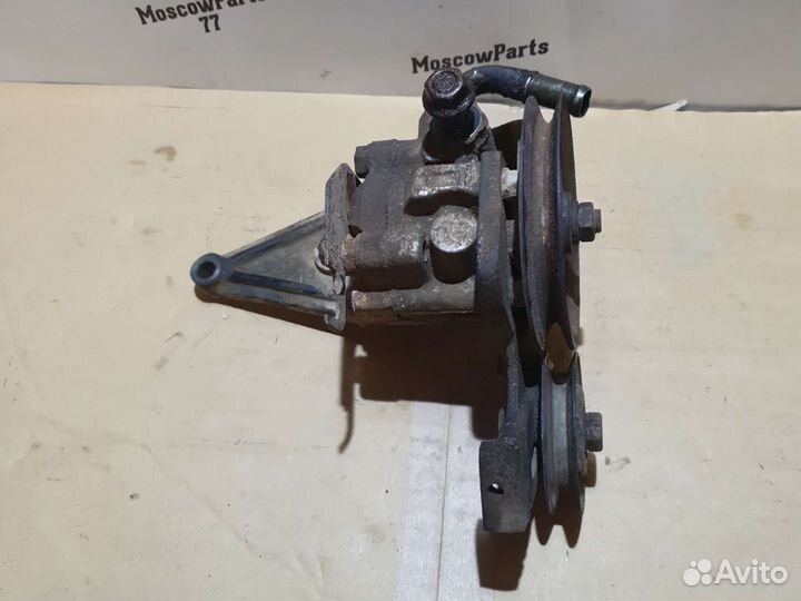 Насос гидроусилителя Kia Sportage I diesel