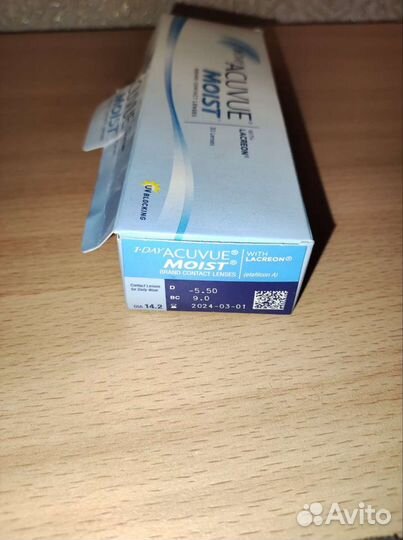 Линзы контактные acuvue moist