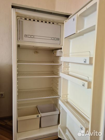 Холодильник Полюс 10