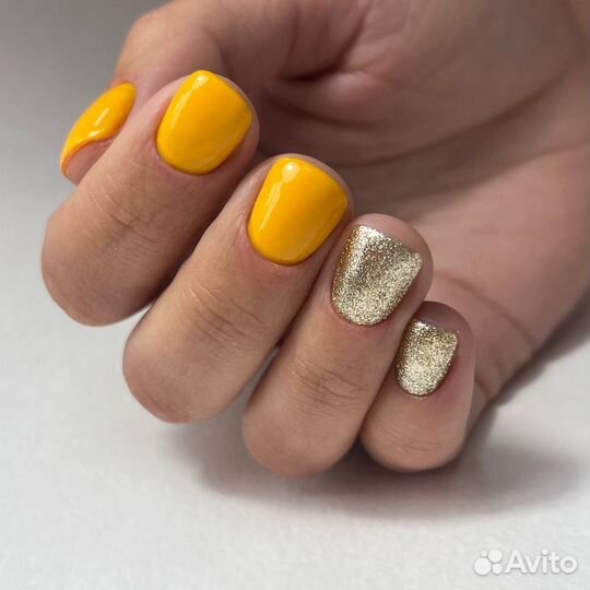 Маникюр / педикюр