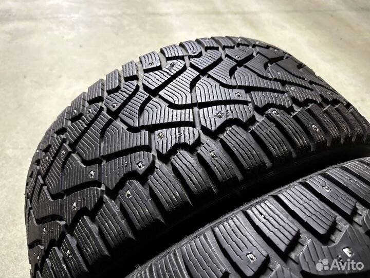 Pirelli Ice Zero 275/40 R20