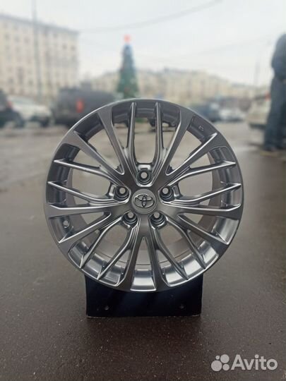 Диски Тайота Камри V70, 50,55 R17 5.114.3