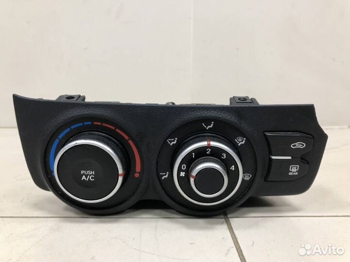 Блок управления отопителем Kia Rio 3 UB 2011-2017