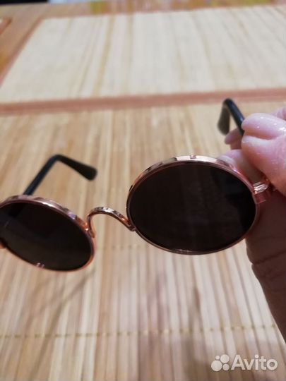 Солнцезащитные очки для кошек и собак