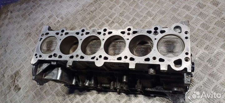 Блок цилиндров BMW 5 E39 1997