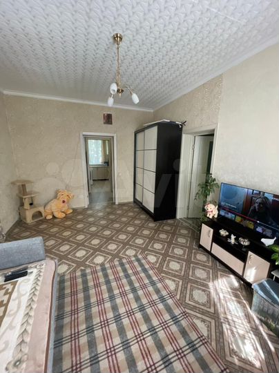 2-к. квартира, 43 м², 1/2 эт.