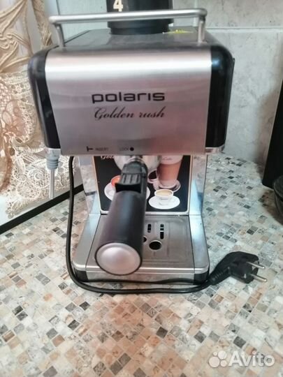 Кофеварка рожковая Polaris