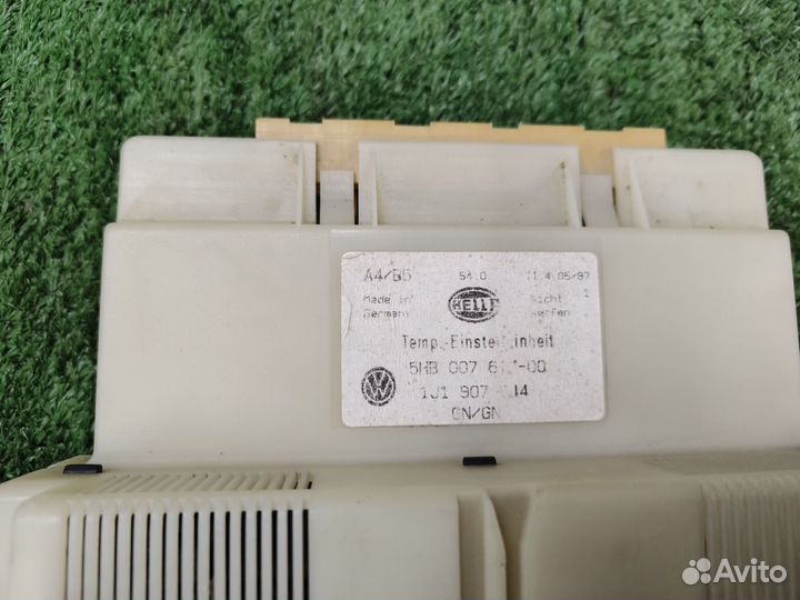 Блок управления климат контролем Volkswagen Passat