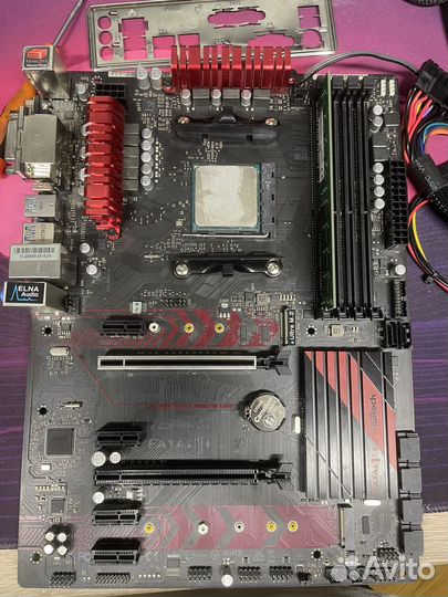 Материнская плата