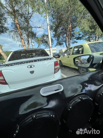 Ручки в обшивку для автозвука