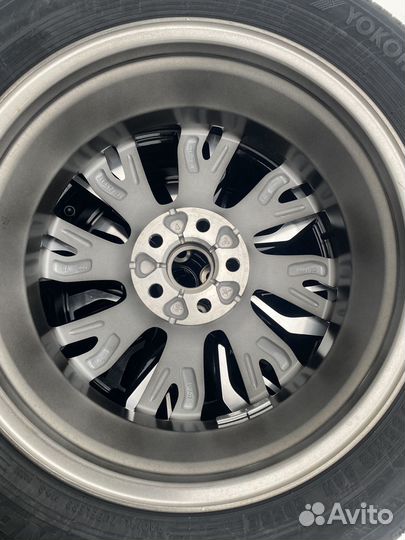 Новые оригинал R 18 летние Mitsubishi Outlander