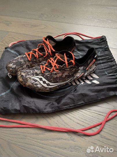 Шиповки беговые Saucony