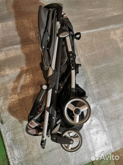 Коляска трость