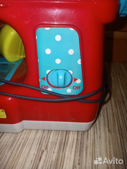 Детская швейная машинка