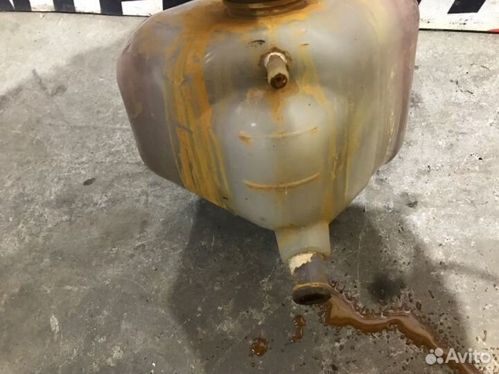 Бачок расширительный Chevrolet Niva 2008