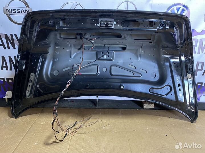 Крышка багажника Mercedes W211 черная