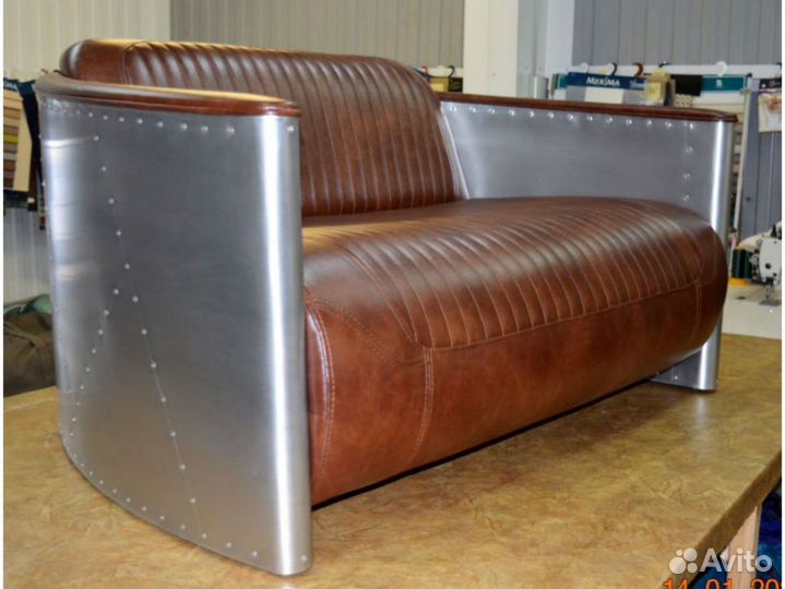 Двухместный диван Aviator Timothy Oulton