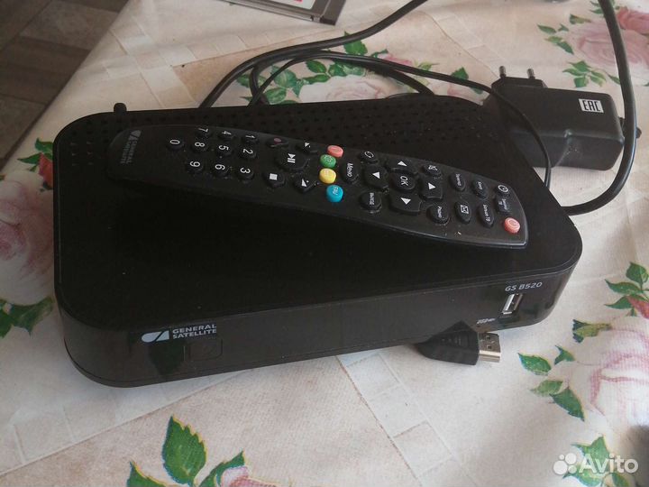 Ресивер триколор gs b520