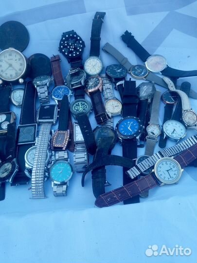 Старые часы серебряные монеты