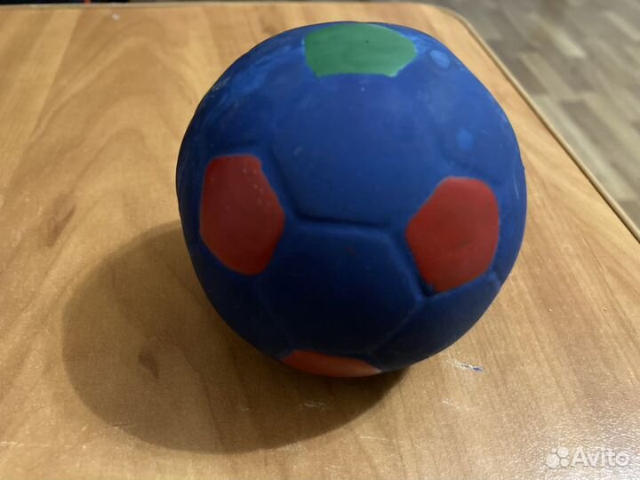 Мяч-пищалка для собак