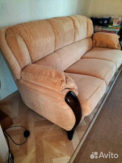 Диван,кресло,стол