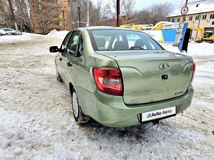 LADA Granta 1.6 МТ, 2013, 132 368 км