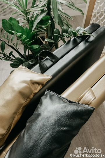 Кушетка для наращивания ресниц