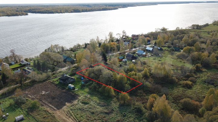 Дом 48 м² на участке 13 сот.