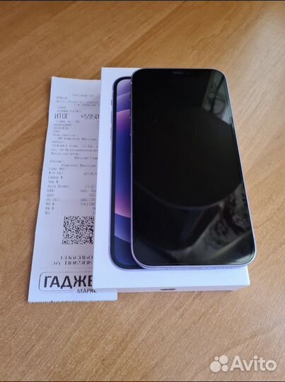 iPhone 12, 64 ГБ