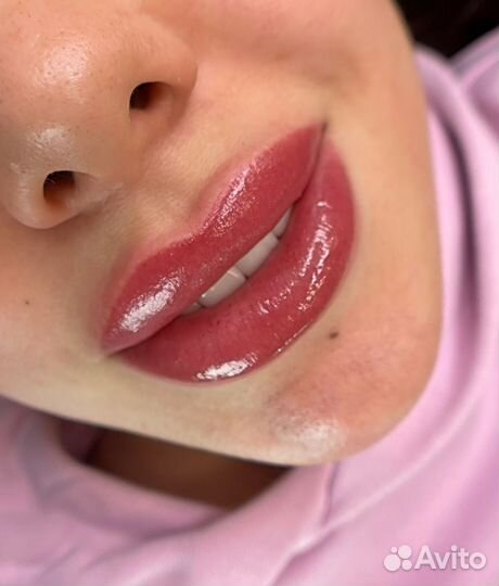 Перманентный макияж губ и бровей