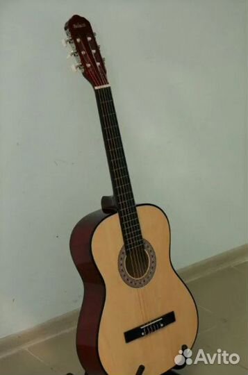 Классическая гитара 7/8 Belucci 38