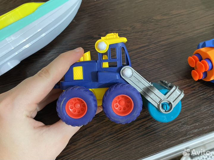 Игрушки для мальчика пакетом