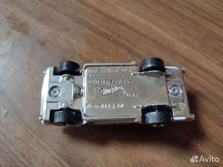 Hot Wheels машинка модель