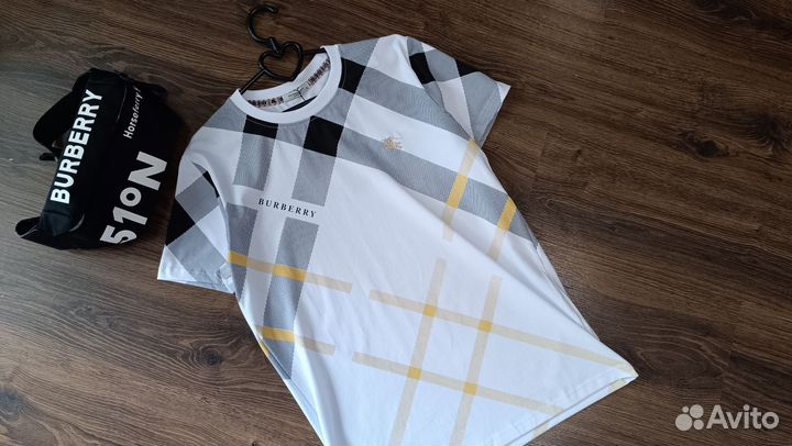 Футболка Burberry